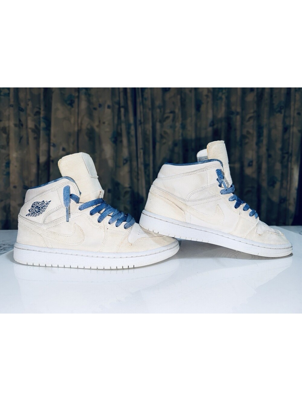 Nike Air Jordan 1 Mid SE Sanddrift Sail Navy DM9126-104 Women’s Size 8.5